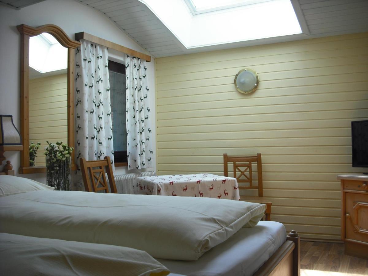 ספיטל אם פיהרן Hotel Garni Botenwirt מראה חיצוני תמונה