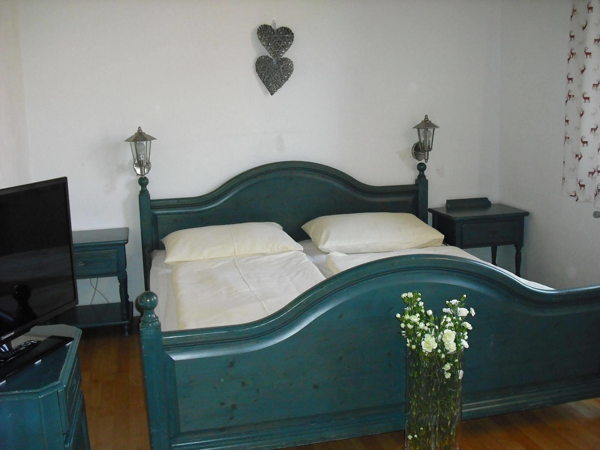ספיטל אם פיהרן Hotel Garni Botenwirt מראה חיצוני תמונה