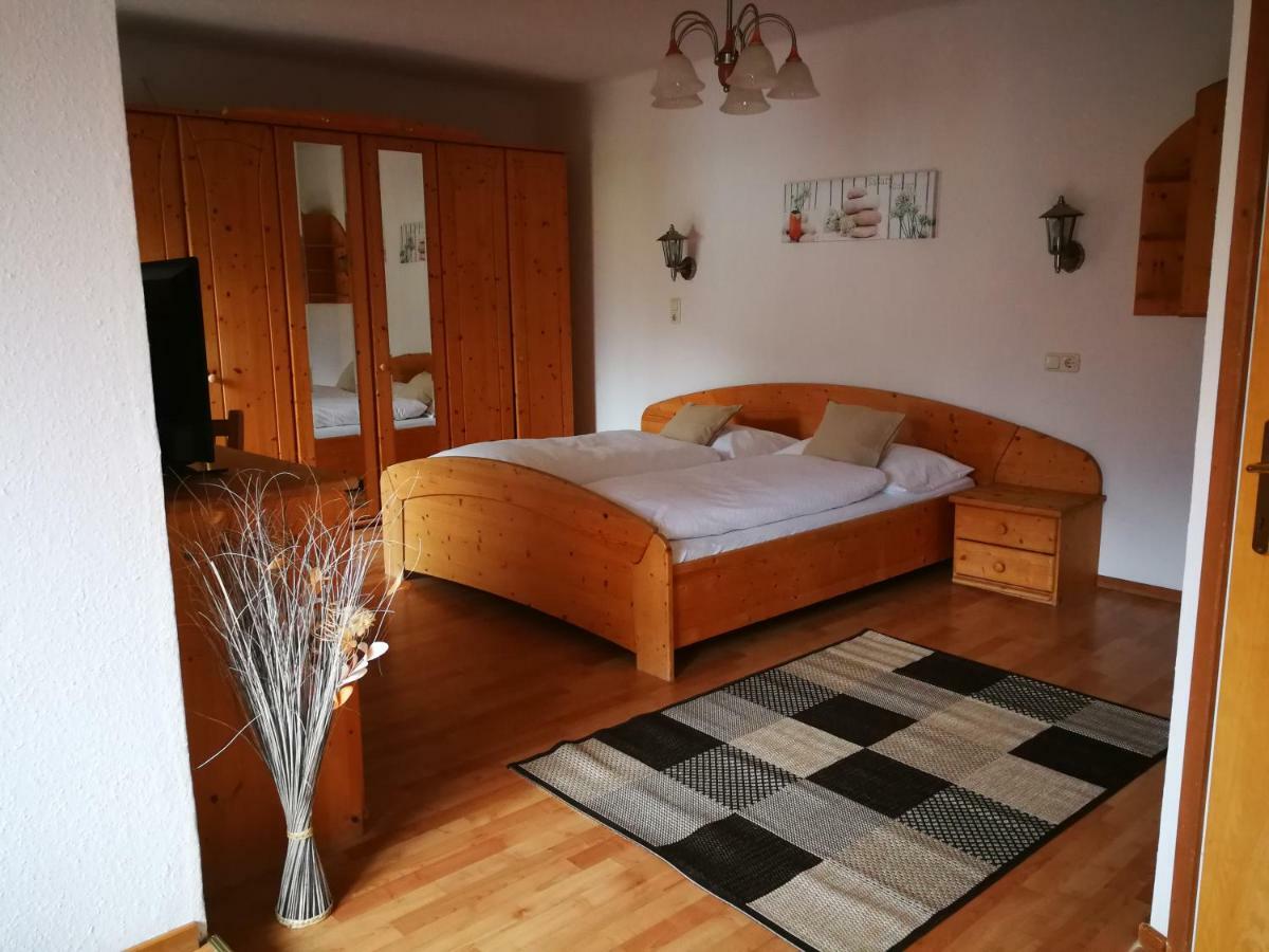 ספיטל אם פיהרן Hotel Garni Botenwirt מראה חיצוני תמונה